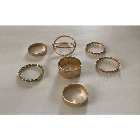 4454 NIP Set of 7 Gold Stacking Rings Bohemian Style Gold Ring Set - Picture 1 of 1